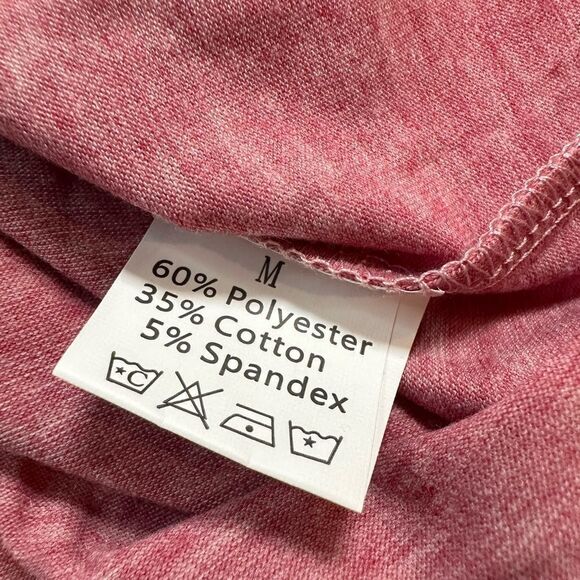 NWT Women’s Short Sleeve V Neck Heather Red Graphic Tee Vintage 1983 - Size M - Picture 4 of 4